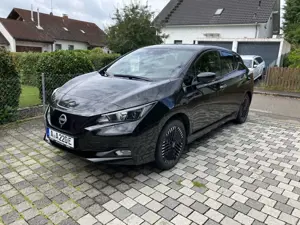 Nissan Leaf N-Connecta 62kWh 160 KW AHK NAV DAB ProPilot