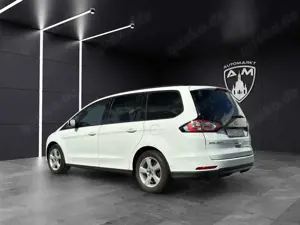 Ford Galaxy 2.0 TDCi Navi*SHZ*PDC*Tempomat*7-Sitze! Bild 4