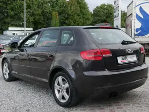 Audi A3 1.8 TFSI Scheckheft Tüv 1/28 Sitzheizung Klima Bild 5