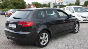 Audi A3 1.8 TFSI Scheckheft Tüv 1/28 Sitzheizung Klima Bild 3