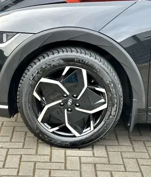 Hyundai IONIQ 5 *LED*KLIMAUT*ACC*CARPLAY*SZHZ*NAVI*PDC*19 Bild 5