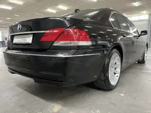 BMW 750 i DEUTSCH LEDER/BEIGE NIGTH VISION ROLLO 19ZOLL SH Bild 3