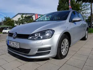 Volkswagen Golf TRENDLINE BMT*TÜV NEU*SERVICE NEU*AHK*KLIMA*PDC