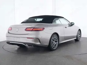 Mercedes-Benz E 200 Cabrio AMG Line Distronic Massage Burmester Bild 3