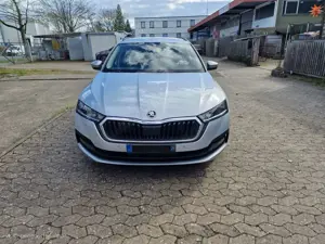 Skoda Octavia Combi 2.0 TDI DSG Clever