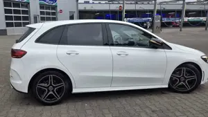 Mercedes-Benz B 200 B 200 d 8G-DCT AMG Line Advanced Plus