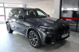 BMW X5 xDrive30d M-SPORTPAKET INDIVIDUAL RFK EURO 6 Bild 2