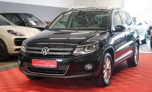Volkswagen Tiguan Sport  Style BMT 2.0 TDI 1.Hand*Navi*PDC