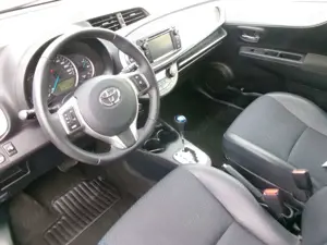 Toyota Yaris Hybrid 1.5 VVT-i Club Bild 5