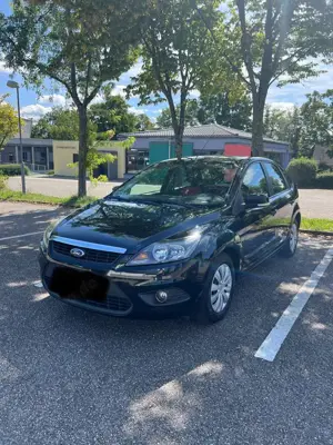 Ford Focus 1.6 Ti-VCT Ghia Tüv 06/26