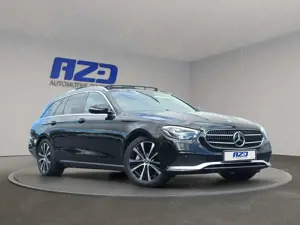 Mercedes-Benz E 300 de T S.DACH LED AHK STANDHZ DISTRO WIDESCREEN Bild 2