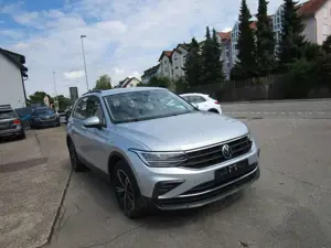 Volkswagen Tiguan Life 2.0TDI DSG 4Mo Facelift*LED*Navi*ACC