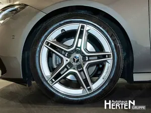 Mercedes-Benz CLA 180 SB+AMG-LINE+KAMERA+ADVANCED+NAVIGATION Bild 5