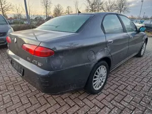 Alfa Romeo 166 166 Diesel 2.4 JTD 20V M-Jet Progression Bild 4
