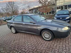 Alfa Romeo 166 166 Diesel 2.4 JTD 20V M-Jet Progression Bild 5