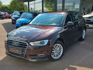 Audi A3 Sportback Ambiente *NAVI*STANDHEIZUNG*LEDER* Bild 1