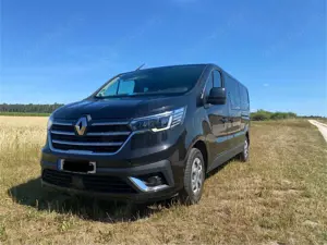 Renault Trafic L2H1 (8/9 Sitze) Life