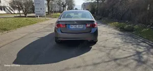 Honda Accord 2.4 Automatik Executive Bild 4