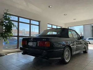BMW M3 1. Hand - M3 Cabrio - einer von 786 Bild 2