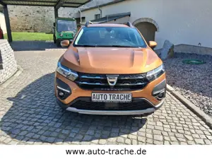 Dacia Sandero Stepway Comfort Navi LED PDC Automatik Bild 2