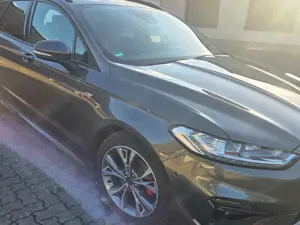 Ford Mondeo Hybrid ST-Line