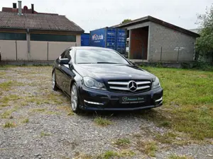 Mercedes-Benz C 180 CGI BlueEfficiency-NAVi-PDC-TEMPOMAT-TEiL LEDER
