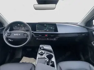 Kia EV6 Kia EV6 58 kWh 125 kW Heckantrieb Wärmepumpe Bild 2