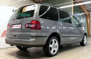 Volkswagen Sharan 1.8T United *PDC*TEL*NAV*SHZ*GSD* Bild 5