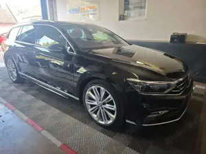 Volkswagen Passat Variant Elegance 4Motion*2xR Line*Leder