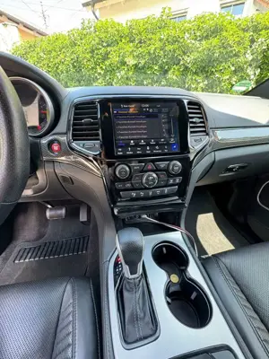 Jeep Grand Cherokee Grand Cherokee 6.2 V8 Hemi 4WD Automatik Trackhawk Bild 3