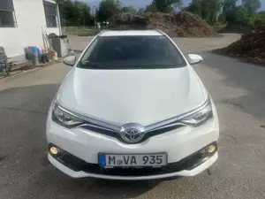 Toyota Auris Auris 1.8 VVT-i Hybrid Design Edition Bi-LED Bild 4