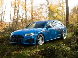 Audi A4 Avant 40 TFSI quattro S tronic line