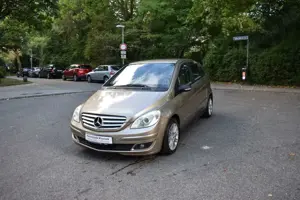 Mercedes-Benz B 150 Service u. TÜV neu Bild 1