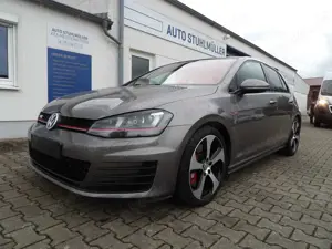 Volkswagen Golf GTI Golf VII 5-Türer Performance BlueMotion