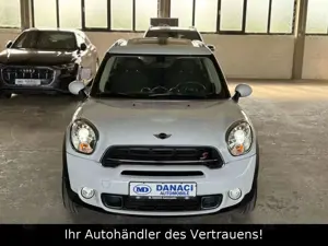 MINI Cooper S COOPER S Countryman Cooper S*Pano*Xenon*NAVI*PTS Bild 2