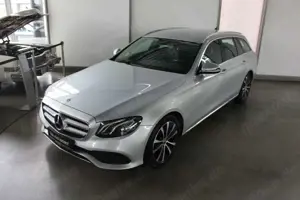 Mercedes-Benz E 220 d T Avantgarde LED Kamera EASY-PACK-Heck