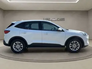 Ford Kuga CC 1.5 / Neues Modell / LED / AHK / Winter Bild 4