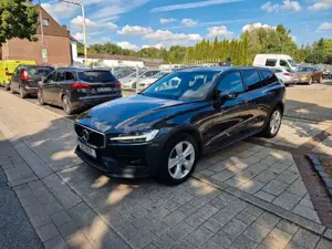 Volvo V60 Cross Country Pro AWD*1.HAND*Navi*SHZ*LED*