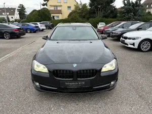 BMW 525 d xDrive Tour / PANO / NAVI-PROF / XENON Bild 2