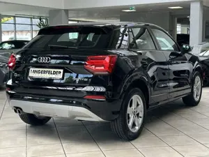 Audi Q2 Q2 1.5 35 TFSI sport*AHK*RFK*BT*LED*SERVICE NEU* Bild 3