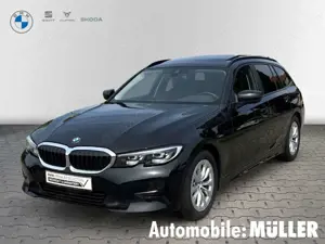 BMW 320 d Touring Park-Assistent El. Panodach Navi Digital