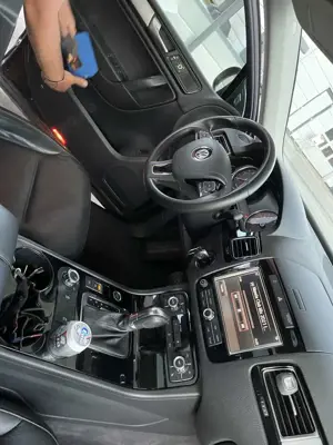 Volkswagen Touareg V6 TDI BMT Bild 3