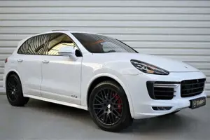 Porsche Cayenne GTS ***VOLLAUSTATTTUNG***