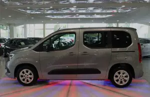 Opel Combo Life Elegance*KLIMA*SHZ*NAVI*TEMPOMAT*ALU* Bild 2