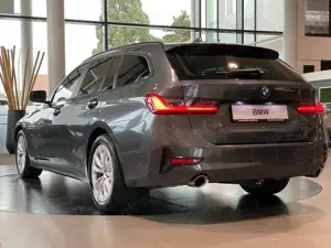 BMW 320 d xDr Advantage CockpitProf Laser SportS AHK Bild 3