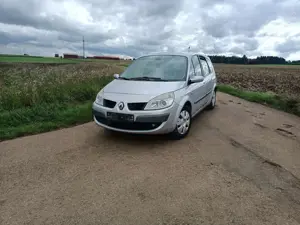 Renault Grand Scenic 2.0 16V Avantage