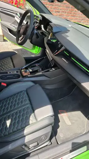 Audi RS3 RS3 TFSI Limousine quattro S tronic Bild 3