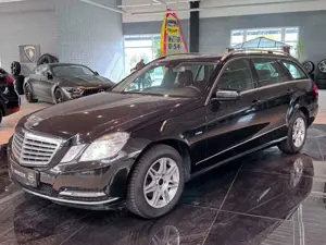Mercedes-Benz E 200 T CDI  Elegance Klima LED Bi-Xenon Tempo