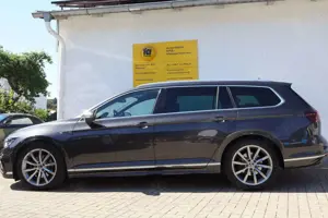 Volkswagen Passat Variant PassatVariant Elegance R-Line 4Motion AHK/MATRIX Bild 5