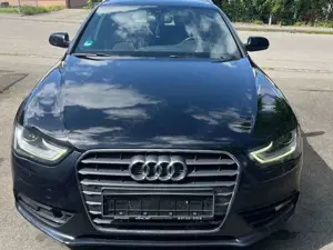 Audi A4 Avant 2.0 TDI DPF multitronic S line Sportpaket